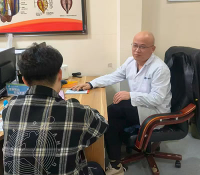 十堰市|男科医师高朋磊：守护男性健康，专业男科诊疗